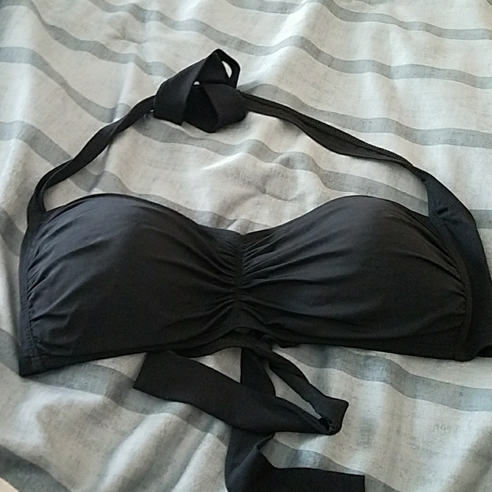 Swimsuit bikini top black